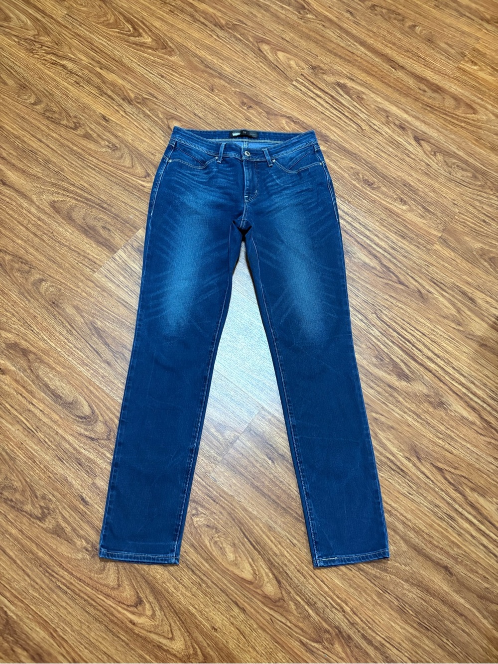 Levi's Revel Women's Demi Curve Skinny Jeans in Deep Blue Wash - Size 29”